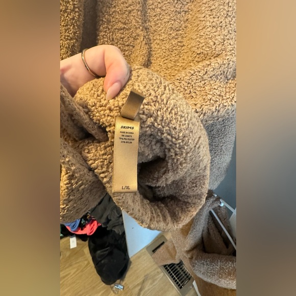 Skims cozy knit drawstring legging(l/xl), zip up hoodie (l/xl) &tank set(2x/3x) - Picture 8 of 11